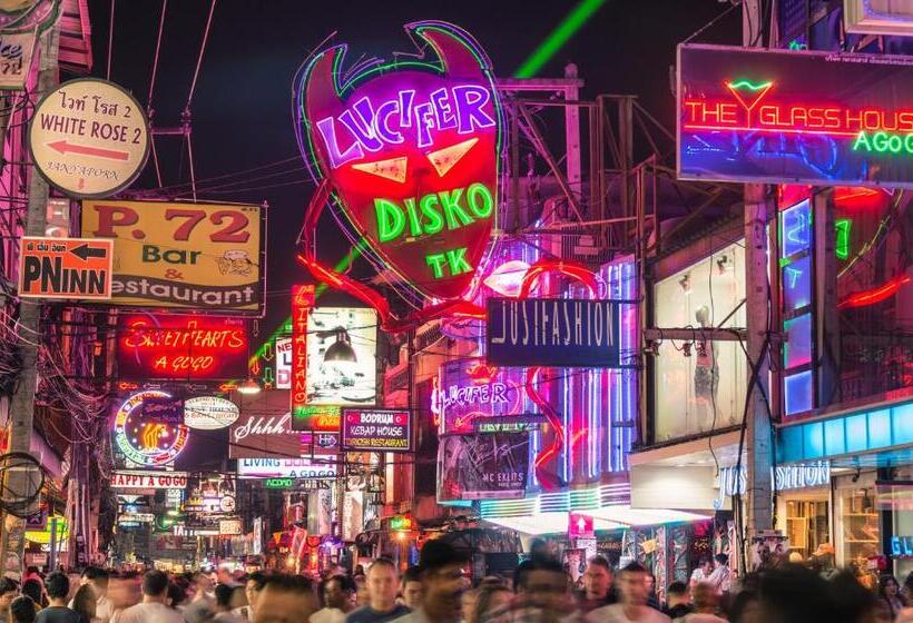 בית מלון כפרי Walking Street Guest House