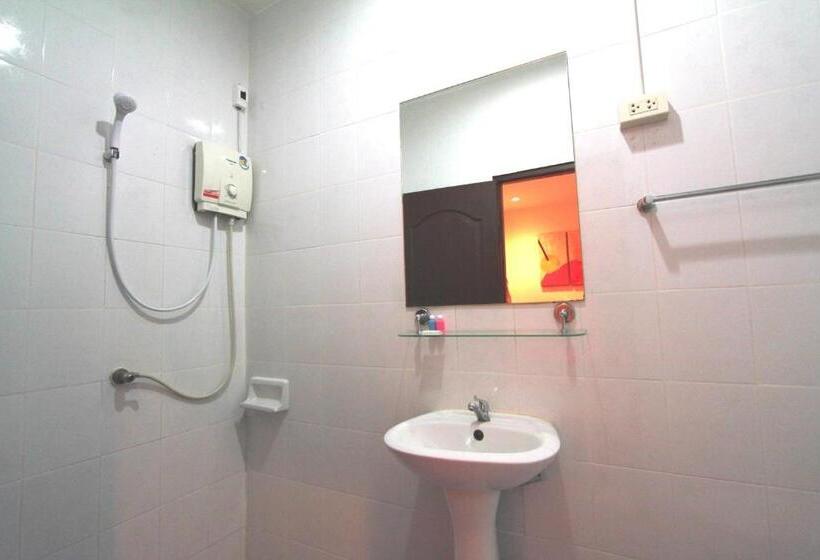 בית מלון כפרי Walking Street Guest House