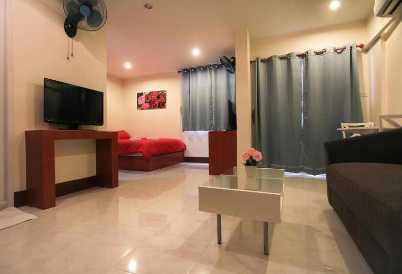 בית מלון כפרי Walking Street Guest House