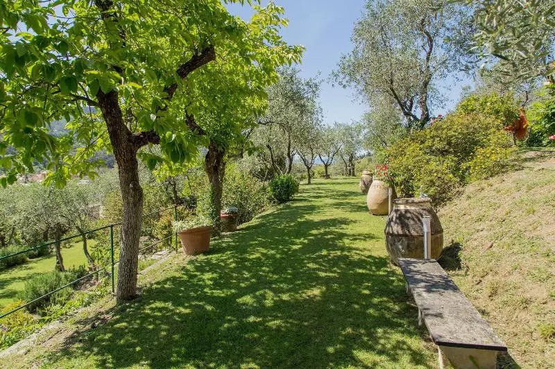 L Amandola Villa  Agriturismo