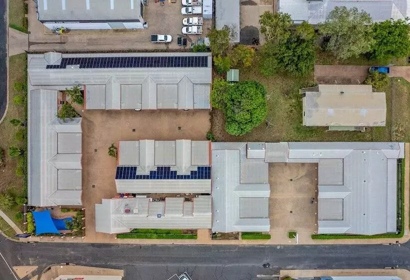 مُتل Midlander Motor Inn