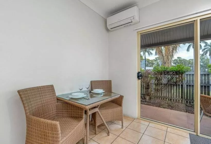 مُتل Midlander Motor Inn