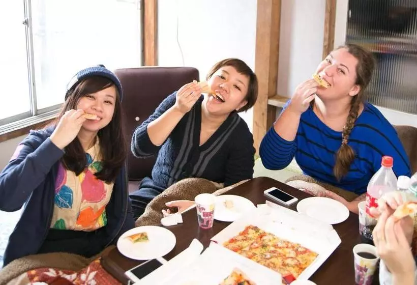 膳宿费 Guest House Waya