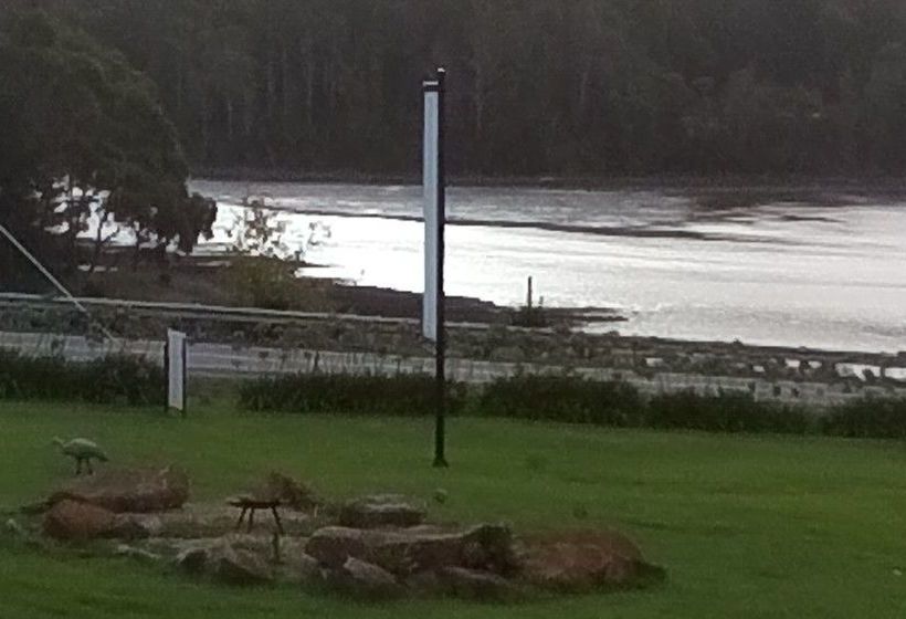 Little Norfolk Bay Events And Chalets