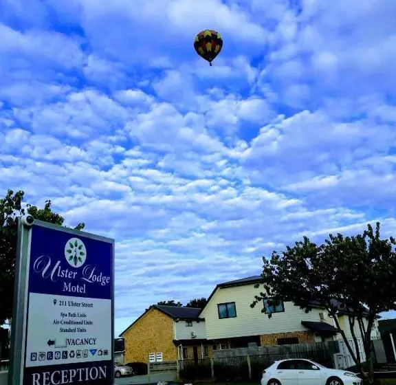Ulster Lodge Motel