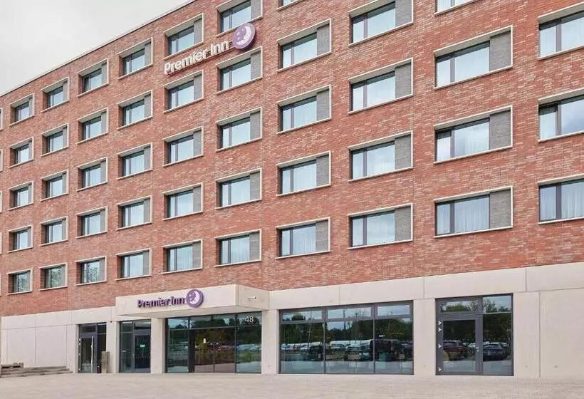 ホテル Premier Inn Karlsruhe City Am Wasserturm