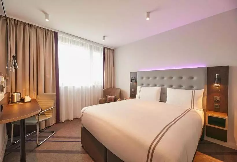 ホテル Premier Inn Karlsruhe City Am Wasserturm