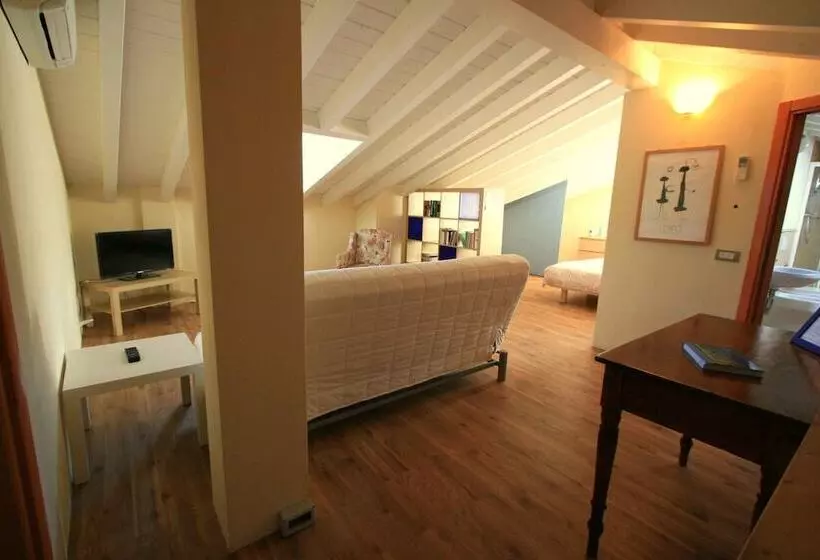 La Pergola Dei Paggi