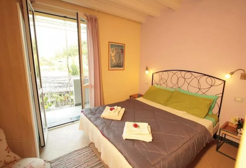 La Pergola Dei Paggi