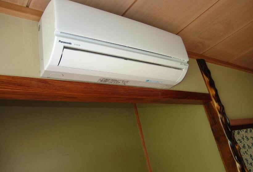 הוסטל Towadako Backpackers