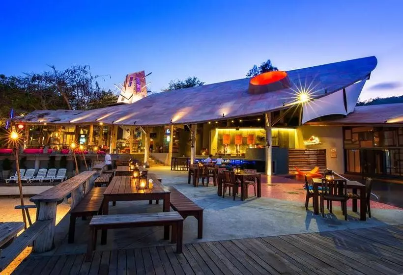 Bar And Bed Resort @ Samed