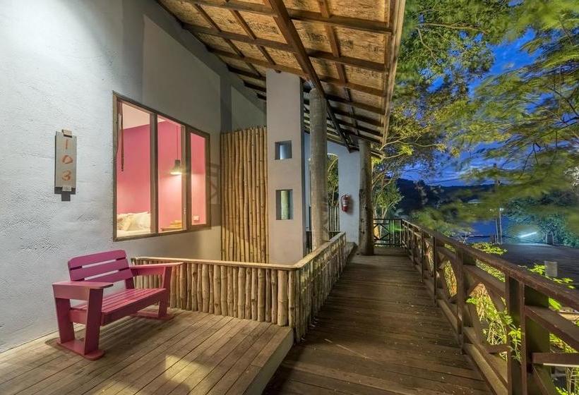 Bar And Bed Resort @ Samed