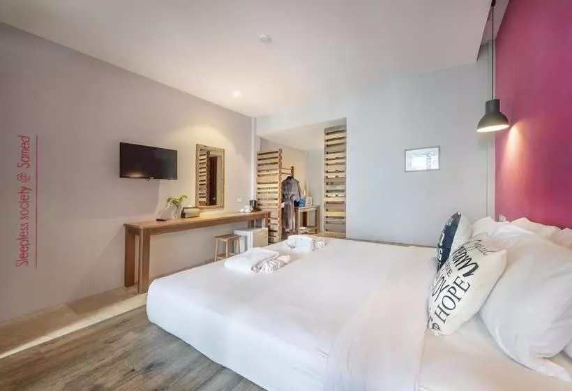 Bar And Bed Resort @ Samed