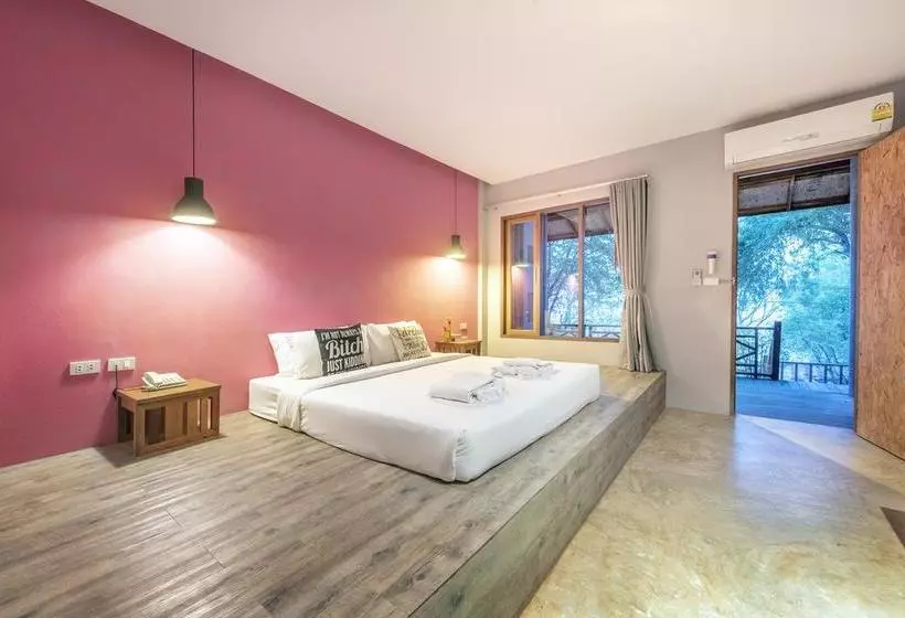 Bar And Bed Resort @ Samed