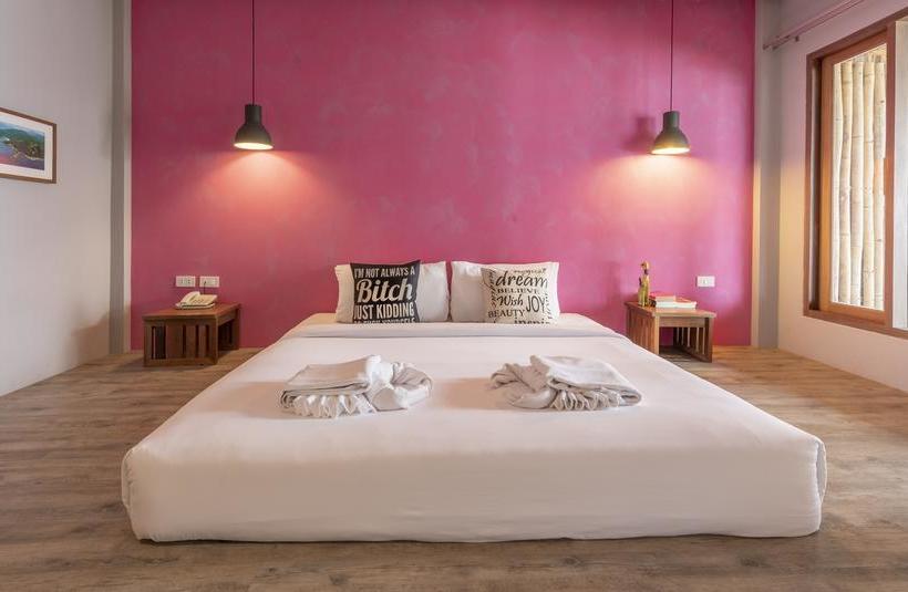 Bar And Bed Resort @ Samed