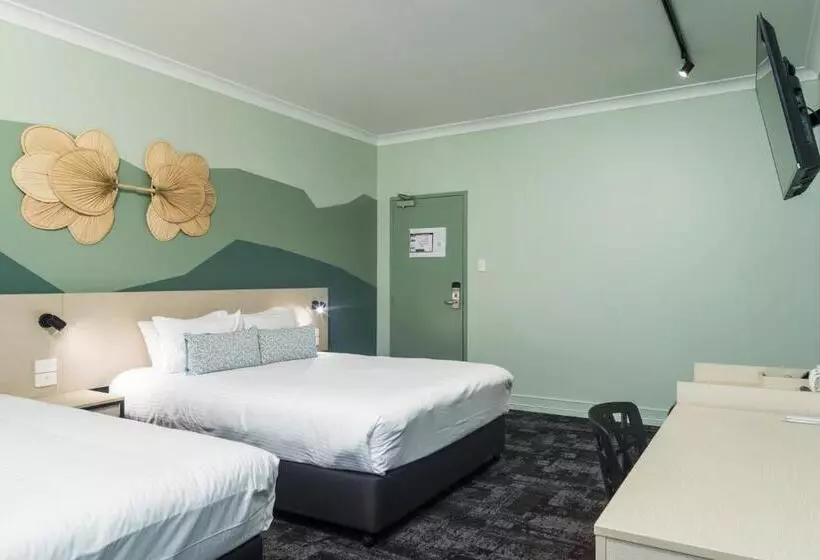 Отель Nightcap At Atherton