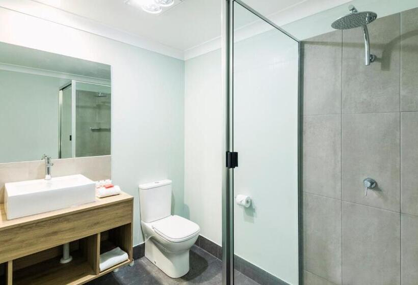 Hotel Nightcap At Atherton