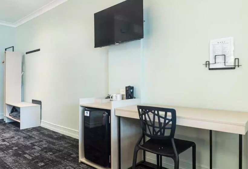 Отель Nightcap At Atherton