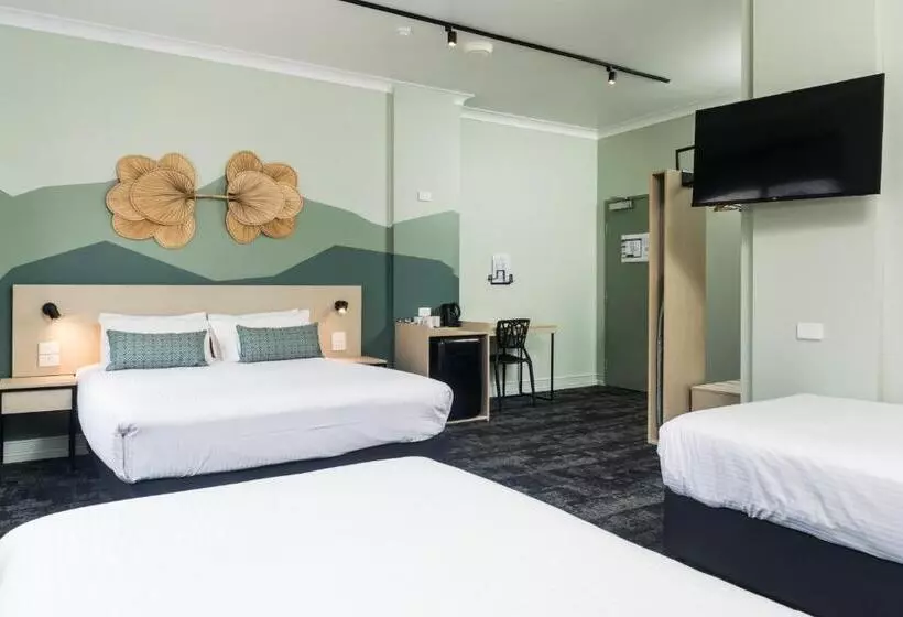 Отель Nightcap At Atherton