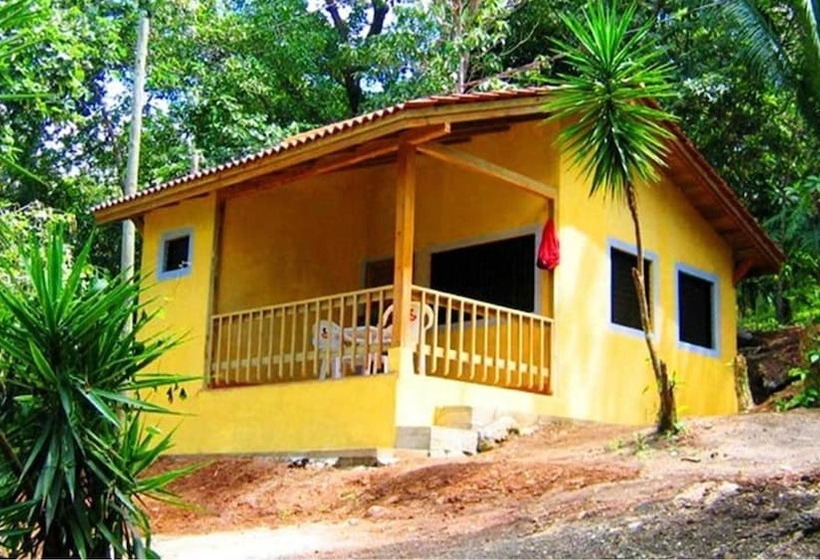 هتل Denny S Beach Resort