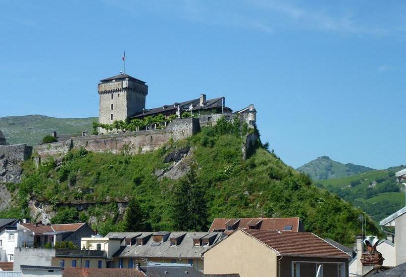 هتل Croix Des Nordistes