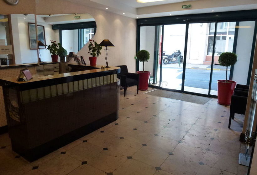 هتل Croix Des Nordistes