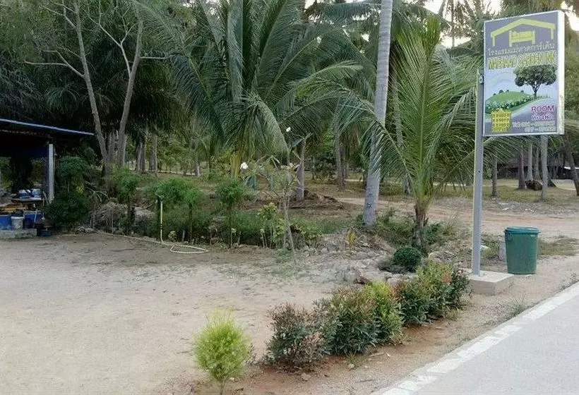 ホテル Maehaad Garden Inn