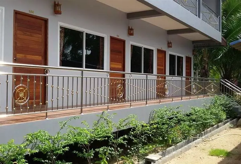 ホテル Maehaad Garden Inn