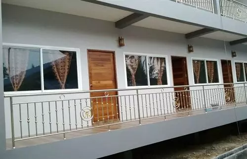 ホテル Maehaad Garden Inn