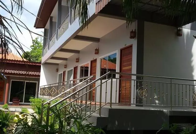 ホテル Maehaad Garden Inn