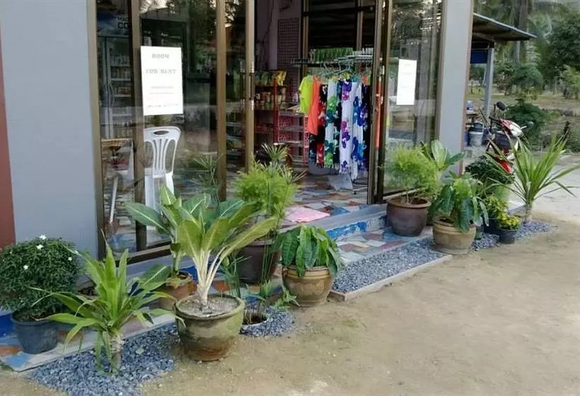 ホテル Maehaad Garden Inn