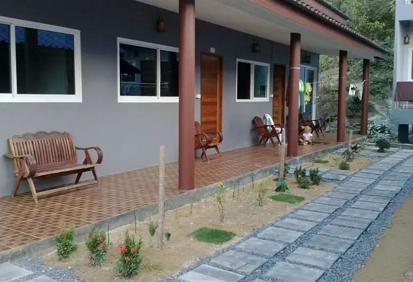 ホテル Maehaad Garden Inn