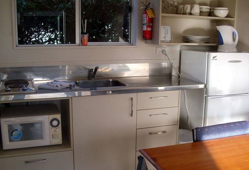 فندق Mercury Bay Holiday Park