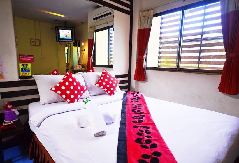 בית מלון כפרי Pp Resort Hat Yai