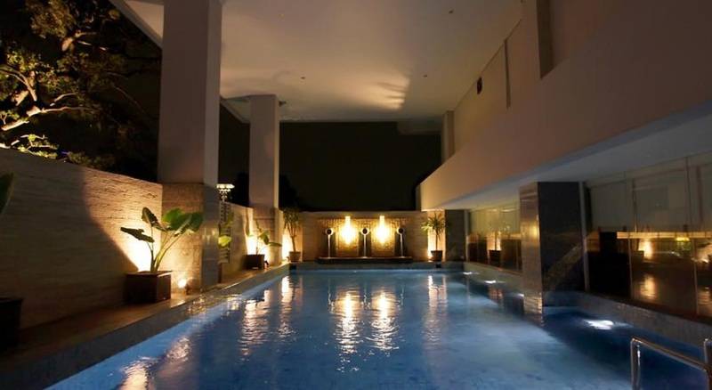 Otel Santika Premiere Gubeng Surabaya