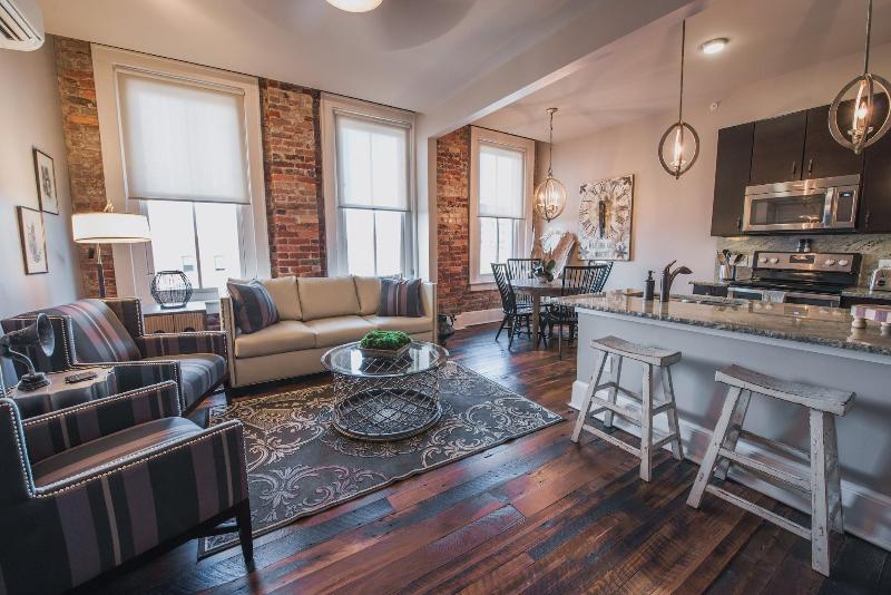 בית מלון כפרי The Windsor Asheville