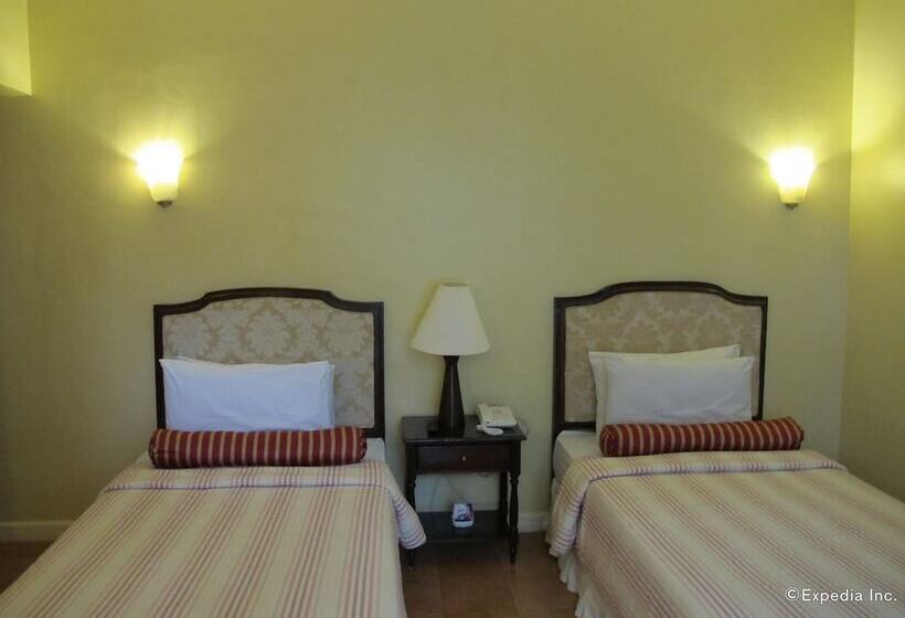 Marco Vincent Dive Resort