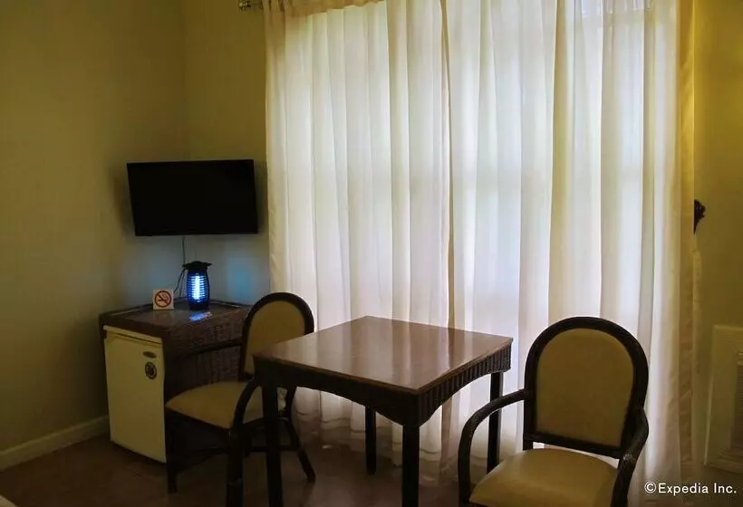 Marco Vincent Dive Resort