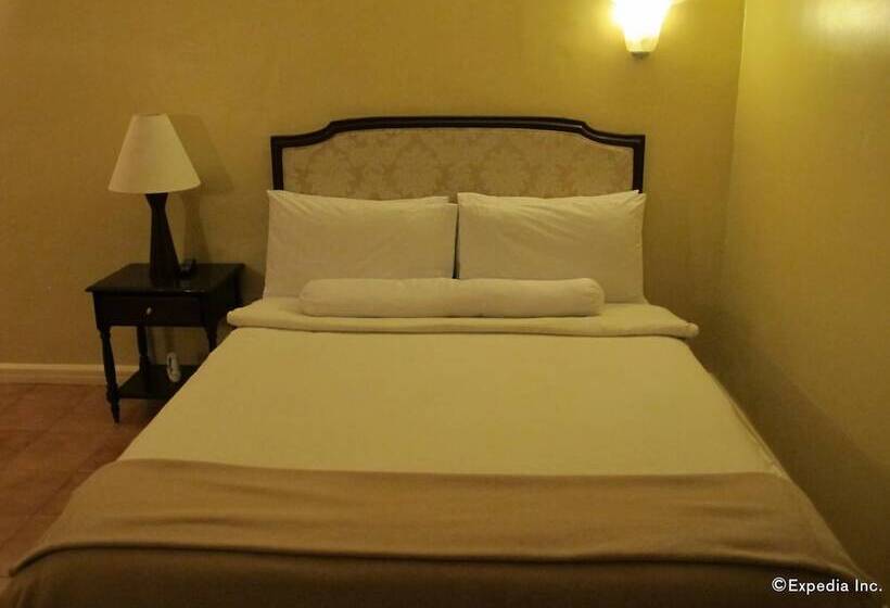 Marco Vincent Dive Resort