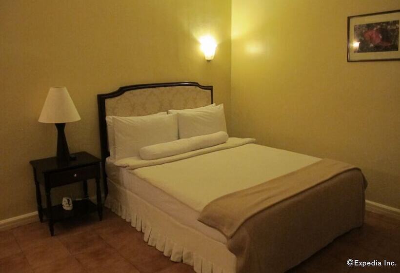 Marco Vincent Dive Resort