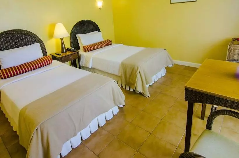 Marco Vincent Dive Resort