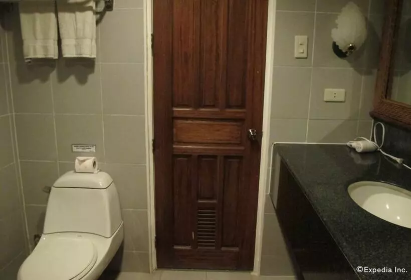 Marco Vincent Dive Resort