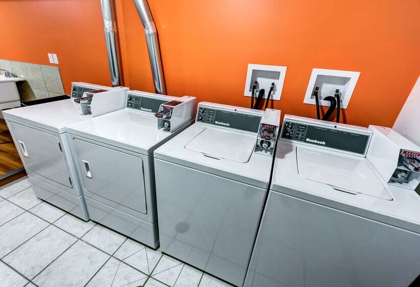 Motel Joys Inn Innisfail, Ab