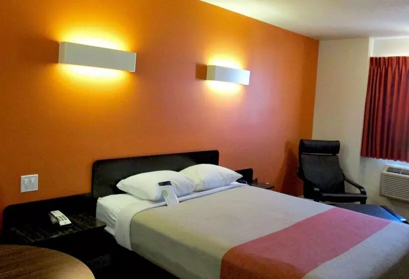 모텔 Joys Inn Innisfail, Ab