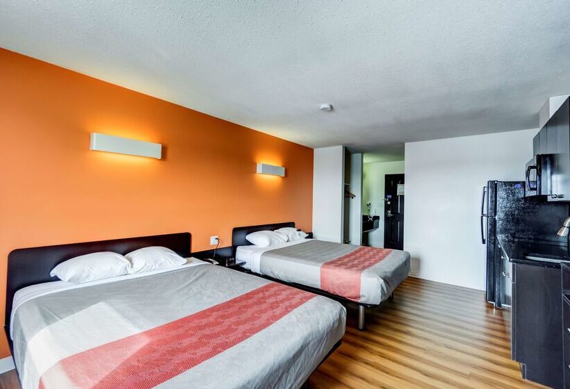 Motel Joys Inn Innisfail, Ab