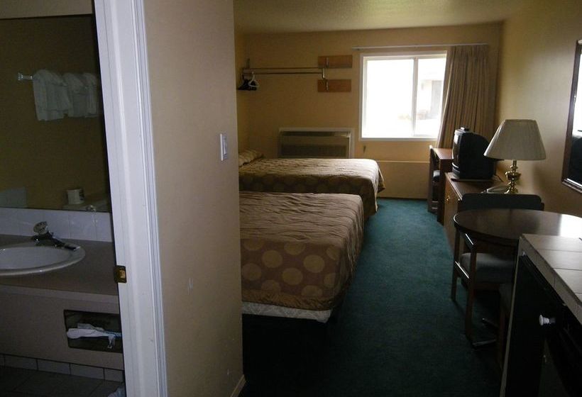 مُتل Selkirk Inn