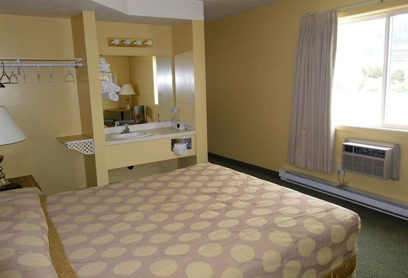 مُتل Selkirk Inn