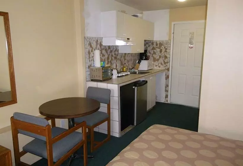 فندق على الطريق Selkirk Inn