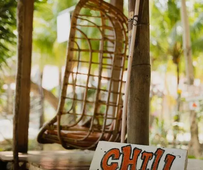 پانسیون Amami Beach Resort