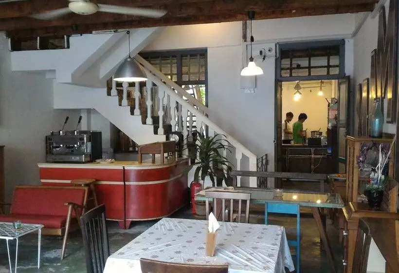 Pensionat The Loft @ 13 Hibiscus